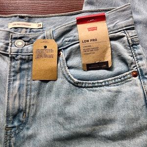 Levi’s Low Pro Light Wash Jeans
